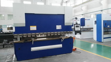 เครื่องดัดแผ่นกดเบรก CNC อัตโนมัติเครื่องรับรองมาตรฐาน ISO 9001