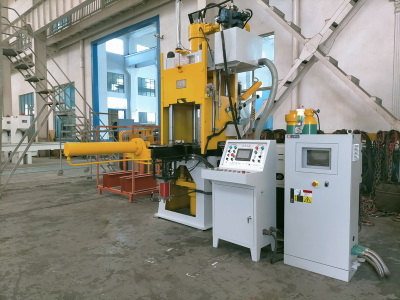 บล็อกบริษัทล่าสุดเกี่ยวกับ หลักการทํางานของเครื่องปัดแบบแบบดับแบบหมุนตั้ง