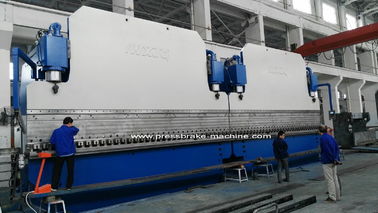 ซื้อ 800T CNC Tandem กดเบรคเครื่อง 7M สัญญาตกลงยาวกดเบรคอัตโนมัติ online manufacture