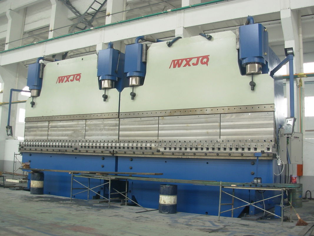 โลหะแผ่น ไฮดรอลิก CNC Tandem Press Brake 70 M/Min ความกว้างโต๊ะ 200 - 800Mm 12m