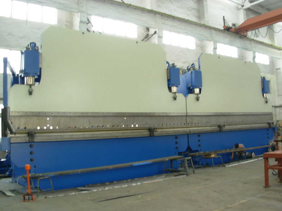 โลหะแผ่น ไฮดรอลิก CNC Tandem Press Brake 70 M/Min ความกว้างโต๊ะ 200 - 800Mm 12m