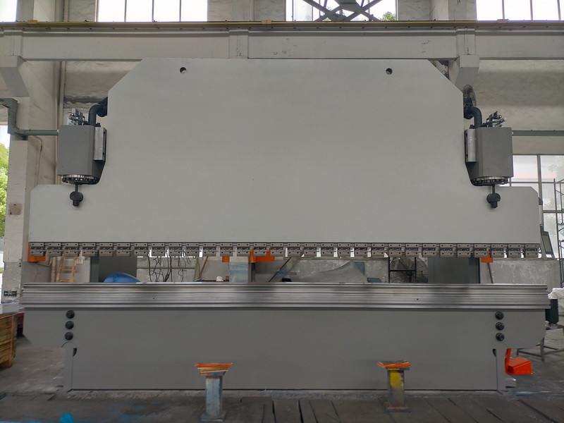 600T CNC ไฮดรอลิก พรีสเบรค ความยาว 14m สําหรับบิดและการปั้นแผ่นโลหะ
