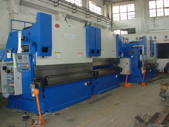 โลหะแผ่น ไฮดรอลิก CNC Tandem Press Brake 70 M/Min ความกว้างโต๊ะ 200 - 800Mm 12m