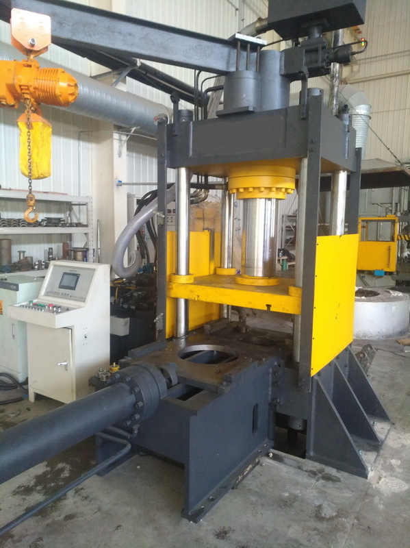 KJY200T เครื่องกดโรเตอร์มอเตอร์แนวตั้ง 2000KN แรงยึดแม่พิมพ์